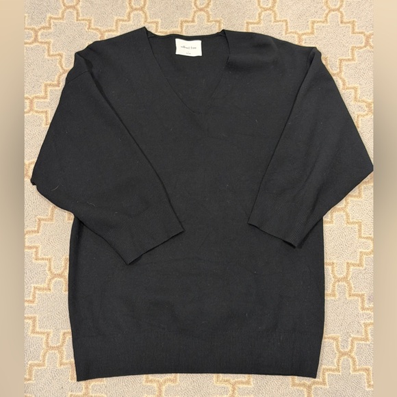 Aritzia matching sweater set - Picture 3 of 5